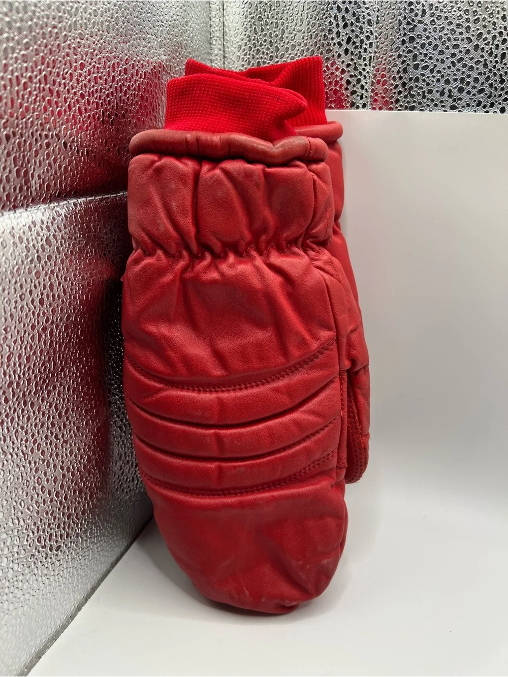 Red Quilted Women's Ski Gloves